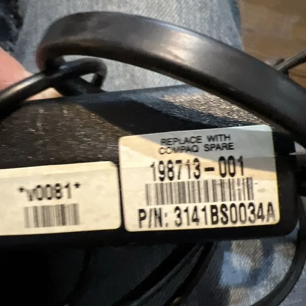 Genuine Compaq AC Adapter ADP-60DB Power Supply 19v 3.16A Charger